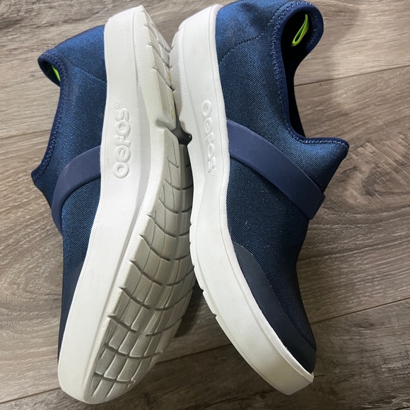 OOFOS Oomg Low Mesh White / Navy ~ US Women’s 9 - Picture 5 of 8